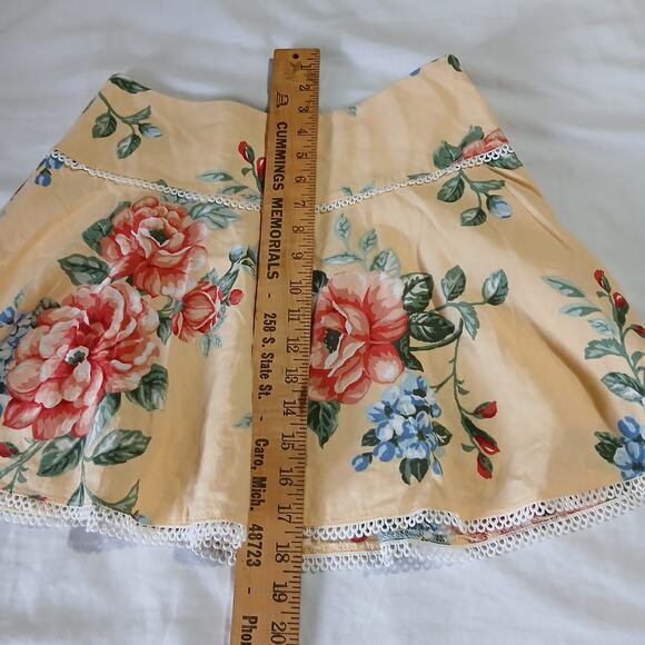 Forever 21 Med floral a-line mini-skirt fully lined dainty cotton trim yellow - Picture 7 of 8
